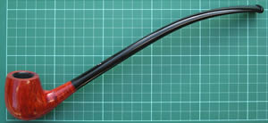 The fine quality churchwarden “Lorenzo Lectura” in the golden “Lipari” finish